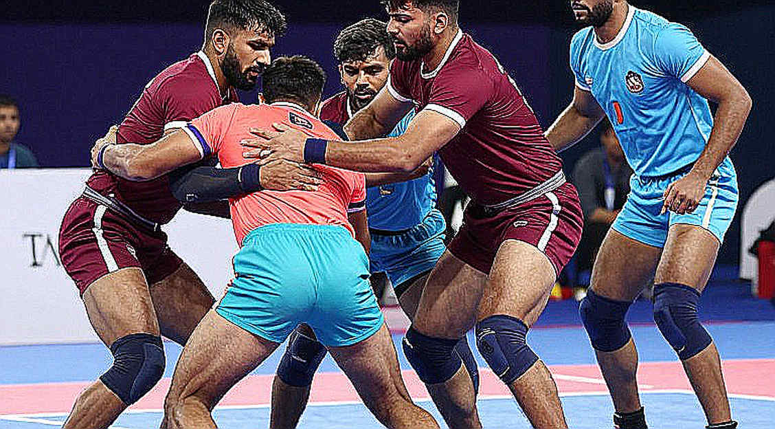 ৩৭-২১-এর আড়ালে: ভারতের অপরাজিত দৌড় আসলে কী তথ্য দেয়, আর কী দেয় না