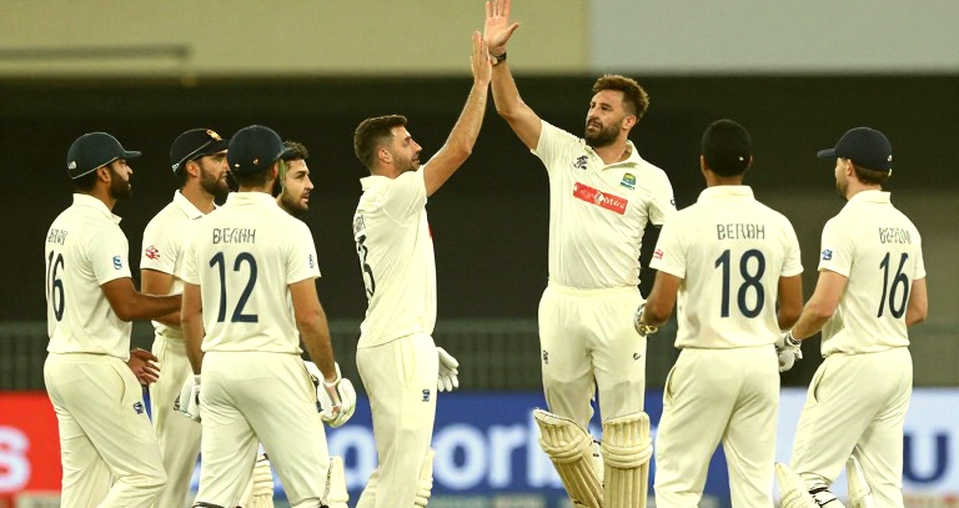 যে চেজ এখনো শুরু হয়নি: হ্যাগলি ওভালের হেডলাইন, প্রিভিউ আর একটা অসমাপ্ত বিট